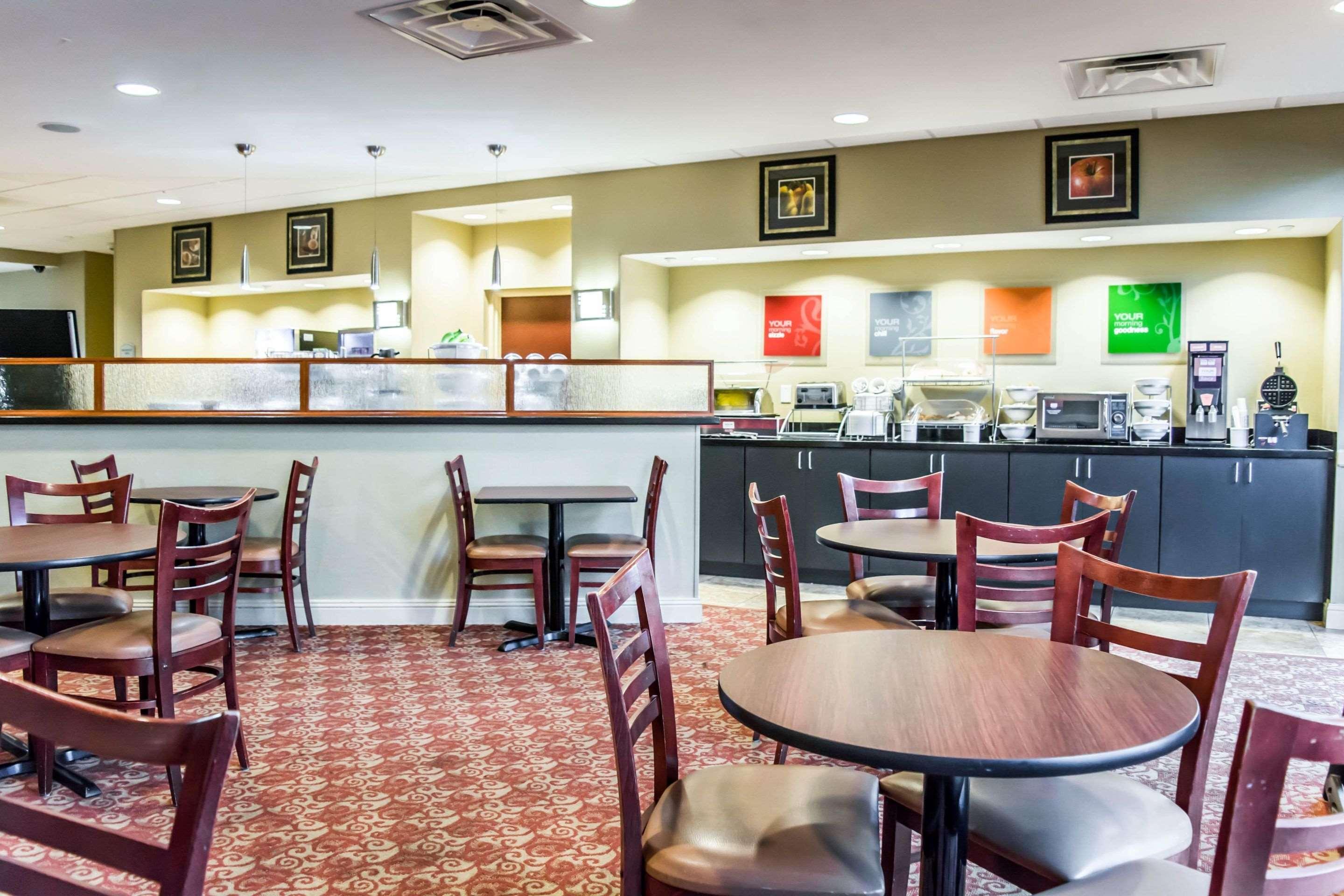 Comfort Suites Palm Bay - Melbourne Exterior photo