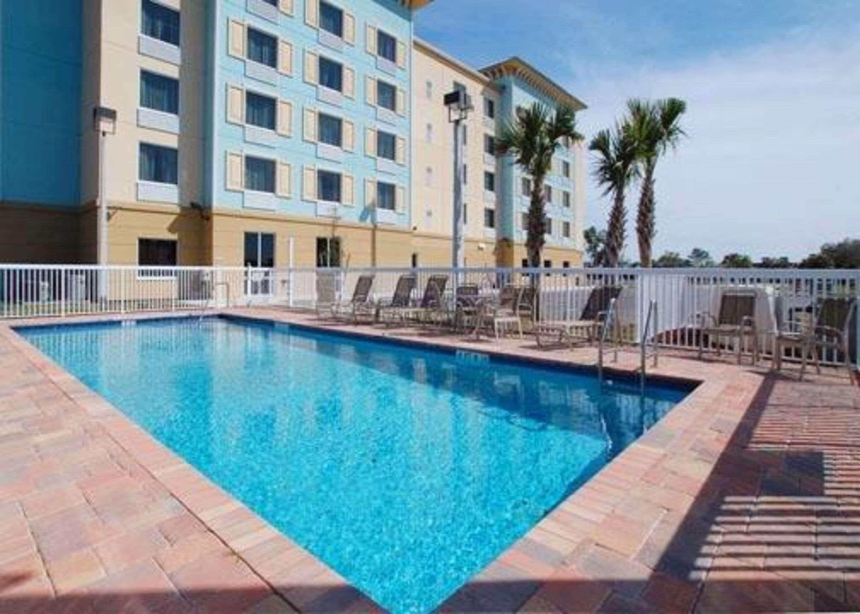 Comfort Suites Palm Bay - Melbourne Exterior photo